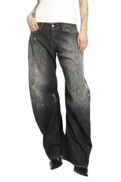  Loose Fit Jeans 2006 