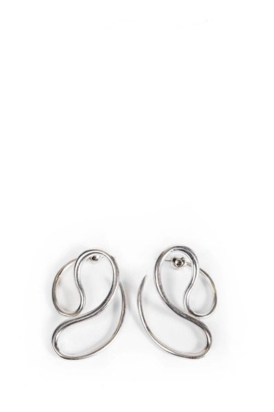  P Continua Earrings 