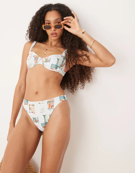  Abercrombie & Fitch Braguitas De Bikini De Talle Medio Con Estampado De Postales De Abercrombie & Fitch (parte De Un Conjunto)-multicolor 