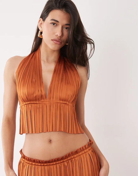  Aria Cove Top Naranja Plisado Con Cuello Halter Escotado Y Espalda Al Aire Con Lazada De Aria Cove (parte De Un Conjunto) 