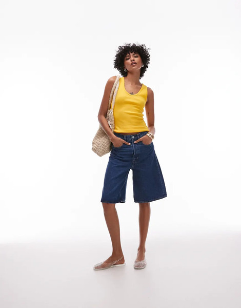  Arket Pantalones Cortos Vaqueros De Talle Medio Y Corte Suelto Con Lavado Azul Medio Y Cinco Bolsillos De Sarga De Arket 