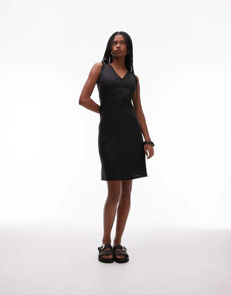  Arket Vestido Midi Negro De Corte Recto Con Cuello De Pico Y Ribete De Volante De Tejido Rico En Lino De Arket 