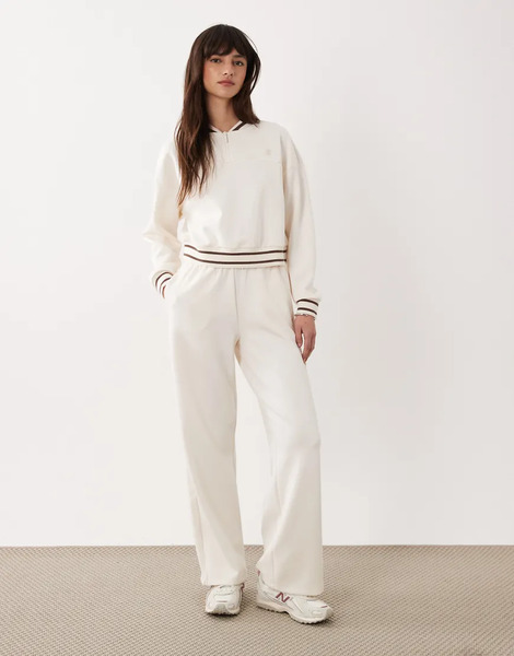  Armani Exchange Pantalones Color Crudo Con Ribetes Y Cremallera Corta De Armani Exchange (parte De Un Conjunto)-blanco 