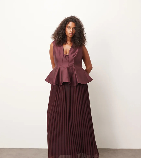  Arrange Vestido Largo Color Ciruela Con Cintura Estructurada Y Falda Plisada En Contraste De Arrange Curve-morado 