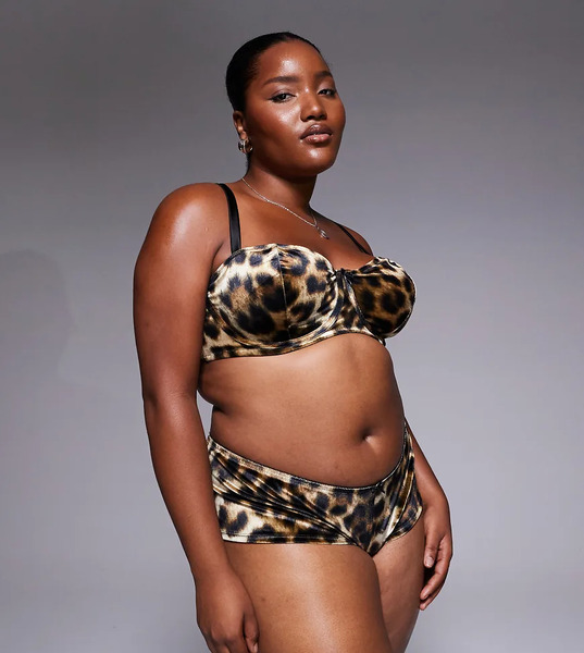  Asos Curve Braguitas Hipster Marrones Estilo Culotte Con Estampado De Leopardo De Terciopelo Kora De Asos Design Curve-brown 
