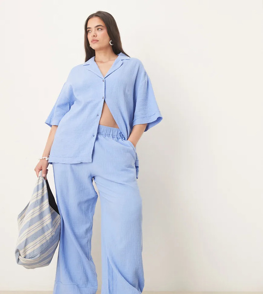  Asos Curve Pantalones Azules Sin Cierres Con Bordes Sin Rematar De Bambula De Asos Design Curve (parte De Un Conjunto) 
