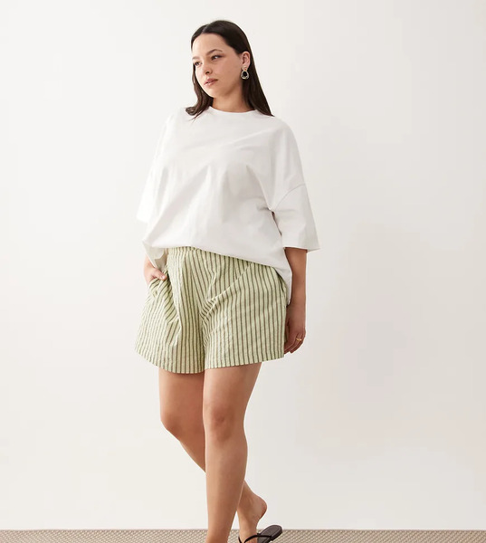 Asos Curve Pantalones Cortos A Rayas Caqui Sin Cierres Con Vuelo De Tejido Texturizado De Asos Design Curve-verde 