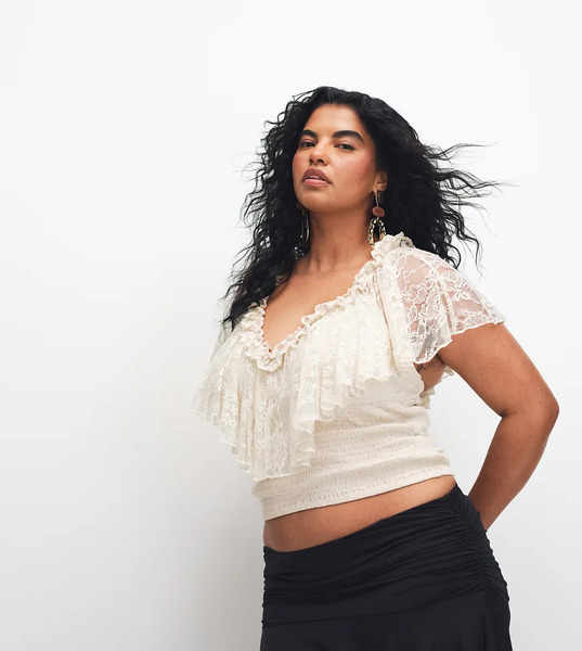  Asos Curve Top Color Crema Fruncido Con Lazada En La Espalda Y Capa Superpuesta De Encaje De Asos Design Curve-blanco 