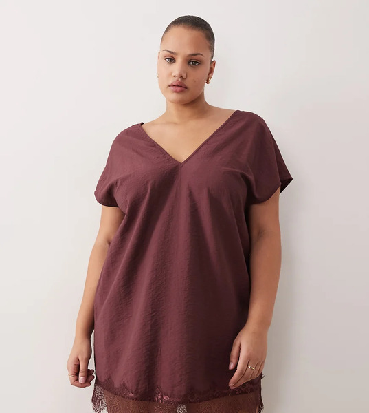  Asos Curve Vestido Corto Marrón Chocolate De Corte Recto Con Cuello De Pico De Encaje Y Satén Rugoso De Asos Design Curve-sin Color 
