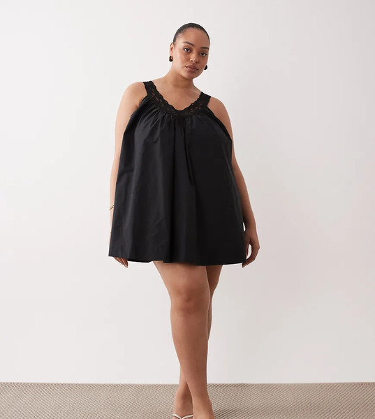  Asos Curve Vestido Veraniego Corto Negro De Corte Amplio De Popelina Con Cuello De Pico Y Capa Superpuesta De Encaje De Asos Design Curve 