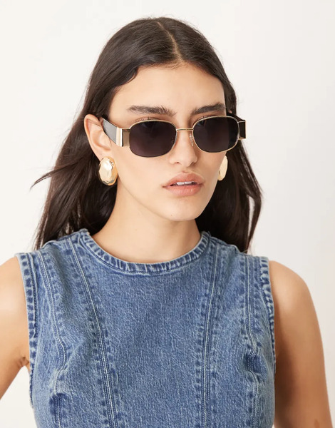  Asos Design Gafas De Sol Con Montura Redondeada De Metal, Patillas Anchas Y Lentes Ahumadas De Asos Design-dorado 