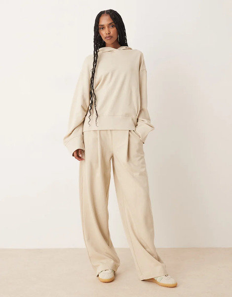  Asos Design Joggers Marrón Topo De Pernera Barrel Con Detalle De Panel Gofrado De Asos Design (parte De Un Conjunto)-neutro 