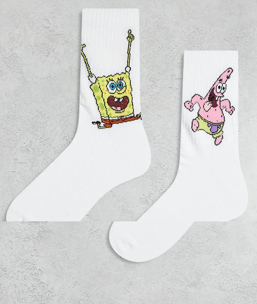  Asos Design Pack De 2 Pares De Calcetines Blancos Con Estampado Gráfico De Bob Esponja Y Patricio De Asos Design 