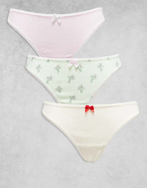  Asos Design Pack De 3 Tangas Verde Con Estampado De Muérdago, Crema Y Rosa Lisos Con Detalle De Lazos Y Diseño De Corazones De Pointelle De Asos Design-multicolor 