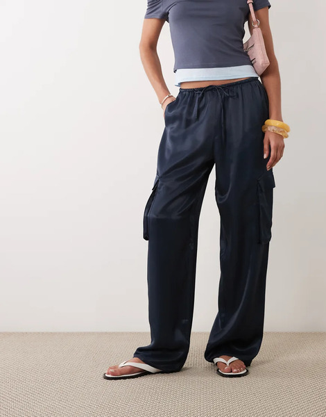  Asos Design Asos Design - Pantalones Cargo Azul Marino Utilitarios Con Bolsillos De Satén (parte De Un Conjunto) 