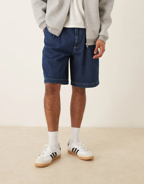  Asos Design Pantalones Cortos Vaqueros De Corte Ancho Y Largo Medio Con Lavado Azul Oscuro Y Pinzas De Asos Design 