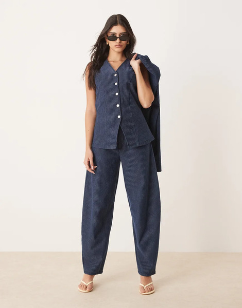  Asos Design Pantalones De Pernera Barrel De Tejido Efecto Denim De Asos Design (parte De Un Conjunto)-azul Marino 
