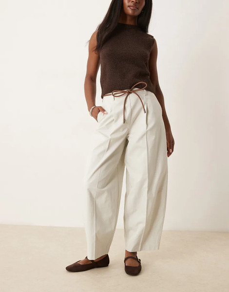  Asos Design Pantalones De Sastre Color Piedra De Corte Barrel Extragrande Con Detalle De Pinzas De Asos Design-neutro 