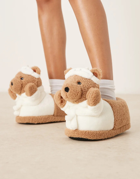  Asos Design Pantuflas Color Tostado Con Diseño De Oso De Peluche Con Bata De Borreguito Zemi De Asos Design-marrón 