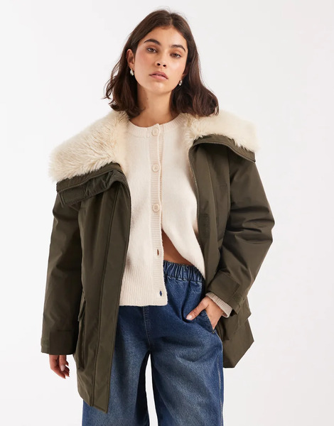  Asos Design Parka Midi Caqui Con Solapas De Borreguito De Asos Design-verde 