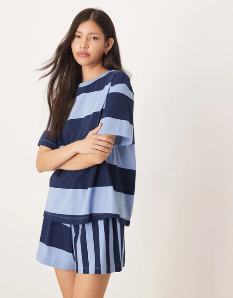 Asos Design Pijama A Rayas Azul Marino Variadas De Pantalones Cortos Y Camiseta Extragrande De Asos Design-multicolor 