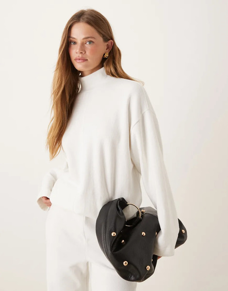  Asos Design Top Blanco Invierno De Corte Alargado Con Cuello Vuelto Y Costura Delantera De Tejido Muy Suave De Asos Design (parte De Un Conjunto) 