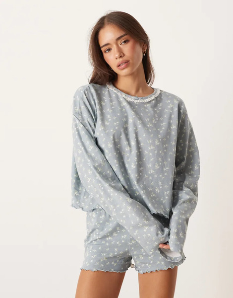  Asos Design Top De Pijama Azul De Manga Larga Y Corte Cuadrado Con Estampado De Florecitas Mix & Match De Asos Design 