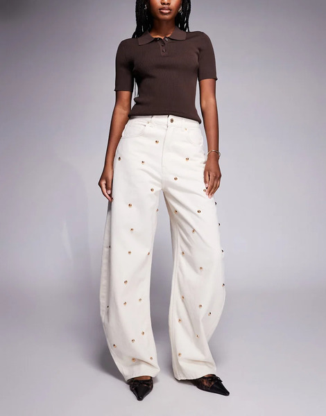  Asos Design Vaqueros Color Crudo De Corte Barrel Con Detalle De Tachuelas Doradas Con Forma De Cúpula De Asos Design-blanco 
