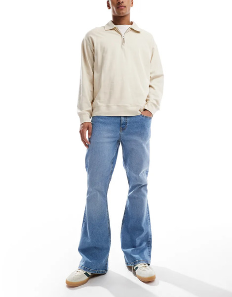  Asos Design Vaqueros De Campana Con Lavado Azul Claro De Asos Design 