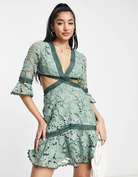  Asos Design Vestido Corto Verde Salvia De Encaje Con Detalle De Abertura Y Ribete De Puntilla Circular De Asos Design 