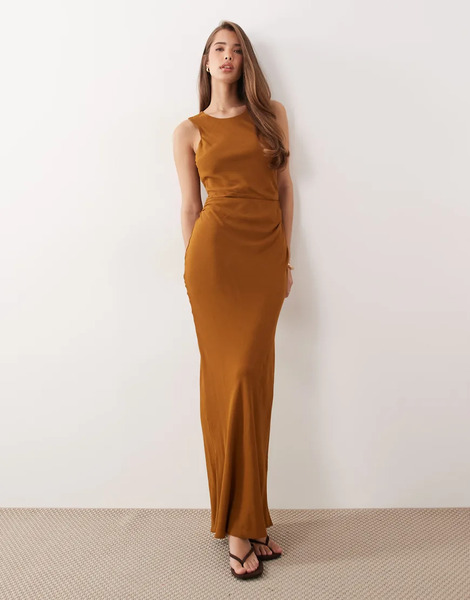  Asos Design Vestido Largo Marrón Tabaco Con Espalda Abierta Drapeada Y Detalle De Adorno De Tejido Efecto Lino De Asos Design 