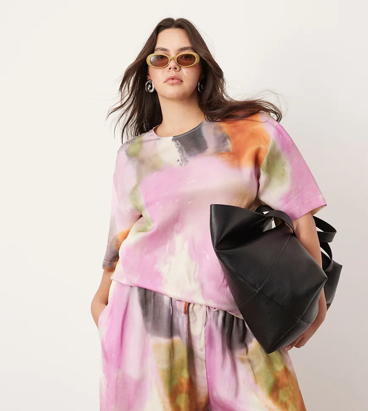  Asos Edition Top De Manga Corta Con Estampado Llamativo Estilo Acuarela De Satén De Asos Edition Curve (parte De Un Conjunto)-multicolor 