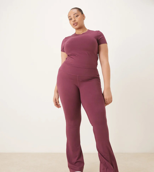  Asos Leggings Burdeos Para Yoga De Corte Slim Acampanado Y Talle Alto De Tejido Suave Icon De 4505 Curve-morado 