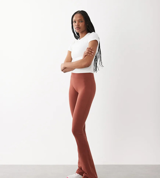  Asos Leggings Color ámbar Para Yoga De Talle Alto Y Corte Slim Acampanado De Tejido Suave Icon De 4505 Tall-brown 