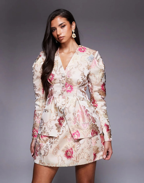  Asos Luxe Americana Blanca Con Estampado Floral, Hombros Muy Marcados Y Cintura Ceñida De Jacquard De Asos Luxe (parte De Un Conjunto)-multicolor 