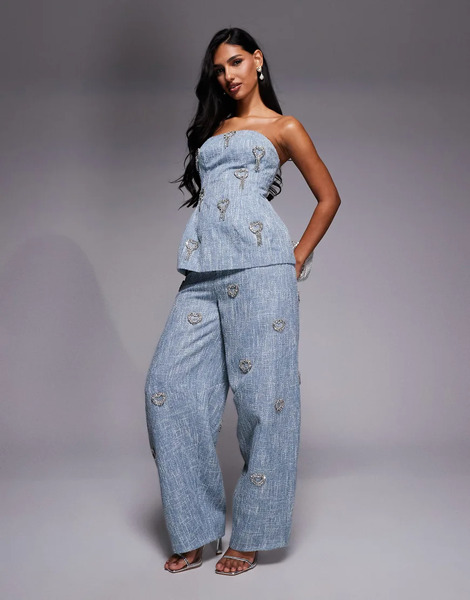  Asos Luxe Pantalones Azules De Corte Barrel Con Adornos De Corazones De Bouclé De Asos Luxe (parte De Un Conjunto) 