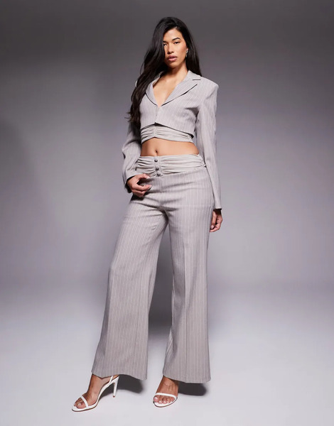  Asos Luxe Pantalones Grises Con Raya Diplomática Y Cinturilla De Malla De Asos Luxe (parte De Un Conjunto)-multicolor 