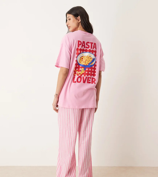  Asos Tall Pijama Rosa De Camiseta Extragrande Y Pantalones De Pernera Ancha Con Gráfico De Pasta De Tejido Liso De Asos Design Tall-multicolor 