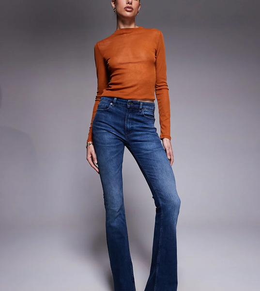  Asos Tall Vaqueros De Corte Bootcut Con Lavado Oscuro Medio De Asos Design Tall-azul 