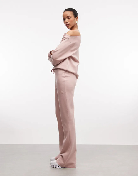  Asos Weekend Collective Pantalones De Campana Rosa Empolvado De Punto Interlock De Weekend Collective (parte De Un Conjunto) 