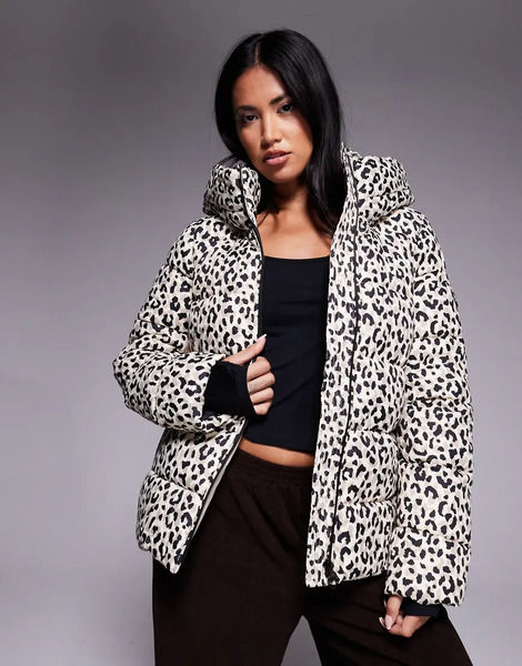  Barbour International Chaqueta Beis Acolchada Extragrande Con Estampado De Leopardo Olivio De Barbour International-multicolor 