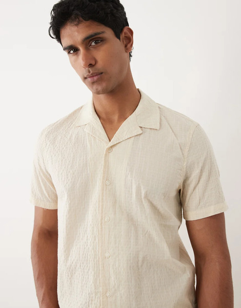  Blend Blend - Camisa Color Arena Descolorido De Corte Estándar Estilo Cubano De Tejido Rico En Algodón-neutro 