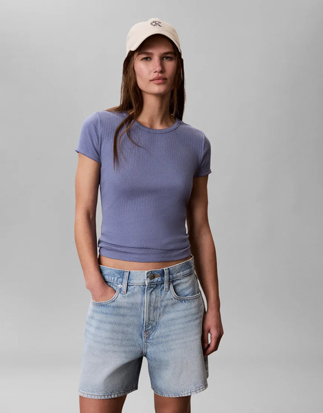 Calvin Klein Jeans Pantalones Cortos De Talle Alto Y Corte Acampanado Alargado Con Lavado Azul Claro De Calvin Klein Jeans 