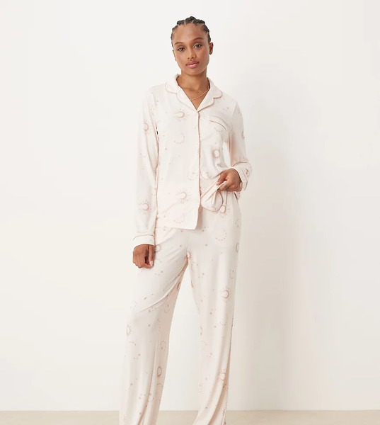  Chelsea Peers Tall Pijama De Manga Larga Con Cuello De Solapas Y Estampado Celestial En El Mismo Tono De Poliéster De Chelsea Peers Tall-neutro 