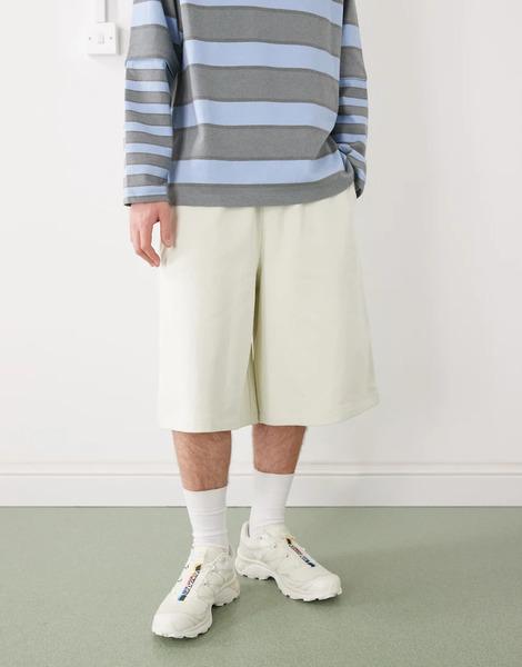  Collusion Pantalones Cortos Blanco Hueso De Corte Alargado De Tejido Grueso De Collusion Circular Design Collection 