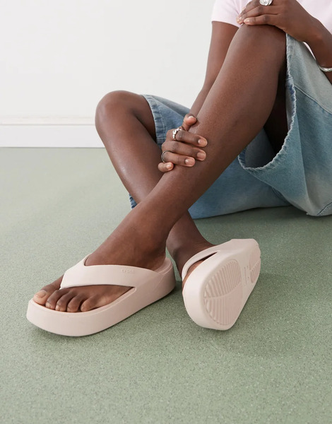  Crocs Chanclas Rosa Cuarzo Con Plataforma Getaway De Crocs 