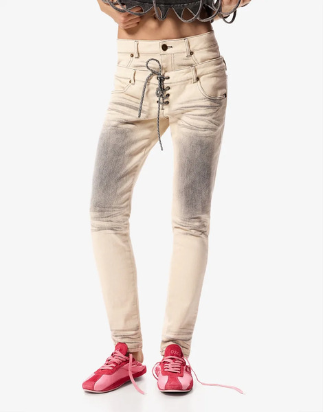  Desigual Desigual - Vaqueros Blancos De Corte Pitillo Masha Popova 
