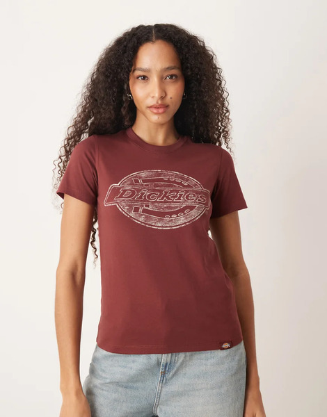  Dickies Camiseta Larga Burdeos Con Diseño Encogido Y Logo Grande En La Parte Central Del Pecho De Tejido Que Absorbe La Humedad Apac De Dickies-rojo 