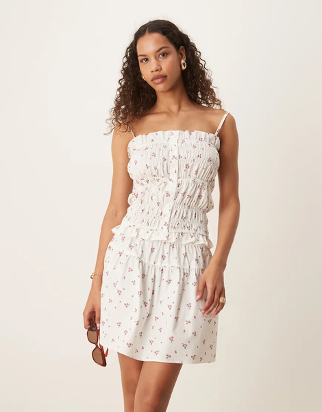  Esmée Top Playero Corto Blanco Escalonado Con Estampado De Florecitas Rosas Y Detalle De Ribete Exclusivo De Esmee-multicolor 