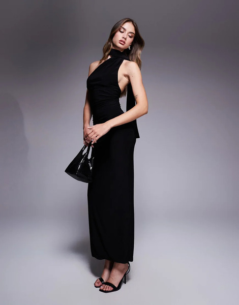  Fashionkilla Vestido Largo Negro Ceñido Con Diseño Moldeado De Doble Capa Y Detalle De Fular Cruzado De Fashionkilla 